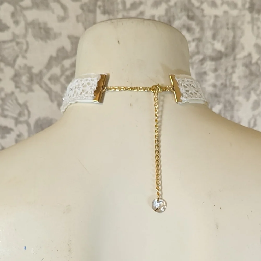 Lace & Velvet Ivory Handmade Handsewing beaded Bridal Wedding Choker Necklace - Picture 8 of 10
